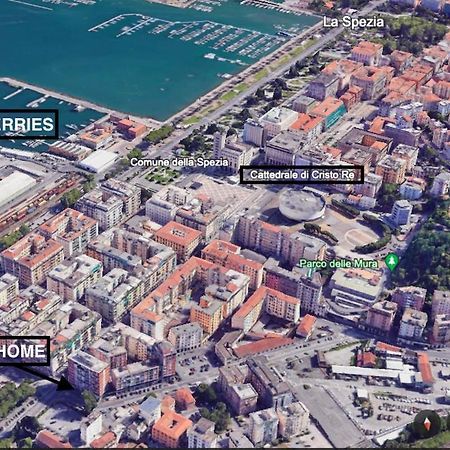 Bilocale Con Posto Auto La Chicca Del Golfo Apartment ลาสเปเซีย ภายนอก รูปภาพ